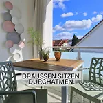 Stilvolles Mit Balkon, Parkplatz & Ruhiger Lage * Niedernberg