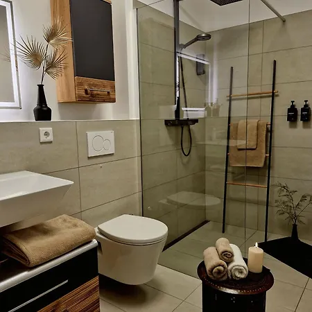 شقة Modern-Ruhig-Balkon-Self-Check-In-Limes2Living-Niedernberg *