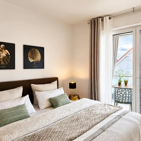 Limes2living Komfort-apartment- Balkon, Parken & Self-check-in Apartment *