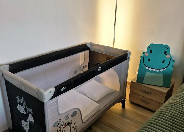 Modern-Ruhig-Balkon-Self-Check-In-Limes2Living-Niedernberg شقة