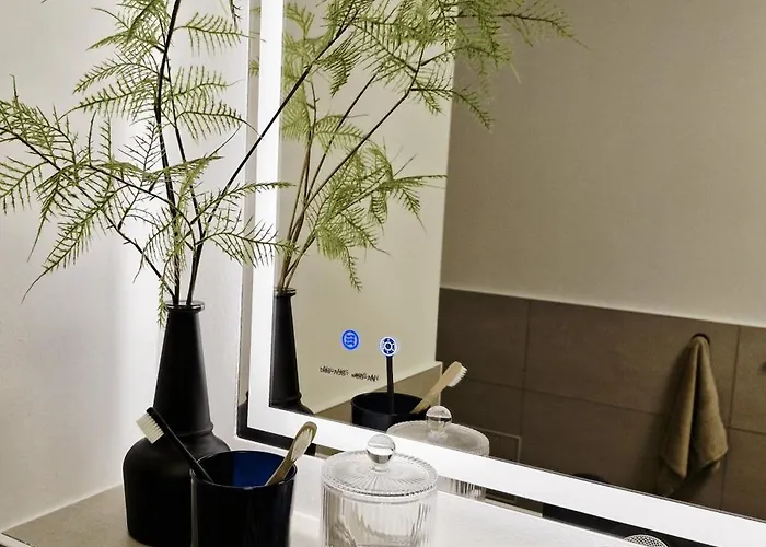 Modern-Ruhig-Balkon-Self-Check-In-Limes2Living-Niedernberg * Niedernberg